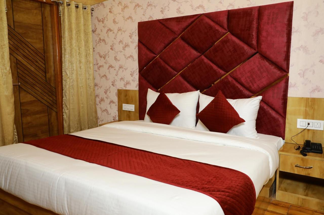 Dee Ess Residency Bed and Breakfast Shimla Eksteriør billede